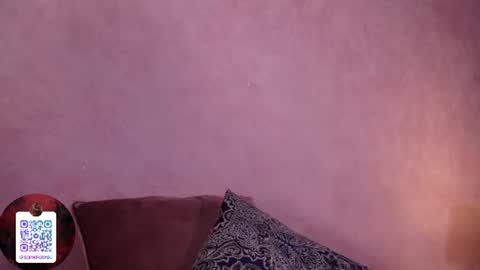 Snapshot of sophia_wilsonn_ chatting on July 15, 2026, 1:27 pm Sofi online show from July 15, 2026, 1:27 pm