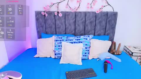 Snapshot of sophiee_velvet chatting on June 27, 2026, 5:07 pm online show from June 27, 2026, 5:07 pm