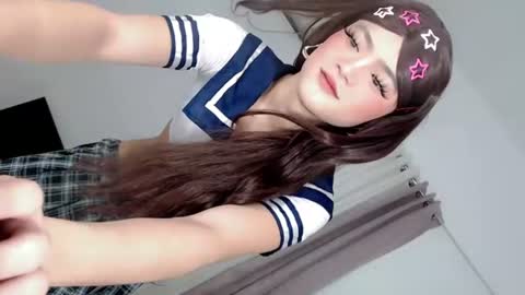 SOPHIEX online show from July 9, 2026, 5:33 am