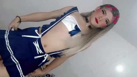 SOPHIEX online show from July 21, 2026, 6:27 am