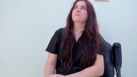 sophieturner_mg online show from June 24, 2026, 7:13 pm