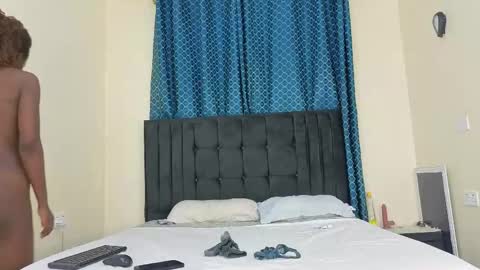 Snapshot of sophisticated_seline chatting on June 5, 2026, 7:08 pm sophisticated_seline online show from June 5, 2026, 7:08 pm