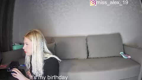 soska_albinosk online show from July 7, 2026, 7:40 pm