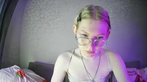 soska_albinosk online show from July 15, 2026, 2:28 am