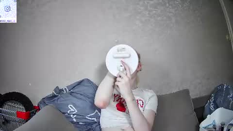 soska_albinosk online show from August 7, 2026, 8:16 am