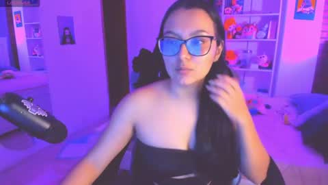 Lili online show from July 19, 2026, 12:36 am