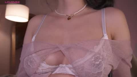 Irisita online show from May 26, 2026, 12:34 pm