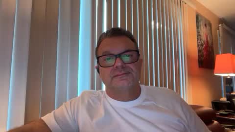 Snapshot of spike69old chatting on May 8, 2026, 11:32 pm spike69old online show from May 8, 2026, 11:32 pm