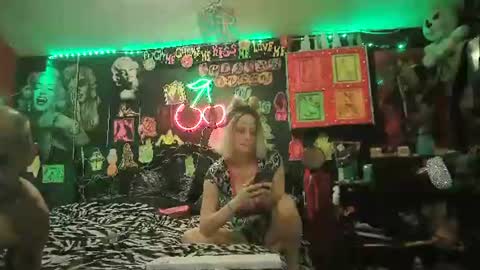 Daddy  His Splash Queen online show from June 30, 2026, 3:29 am