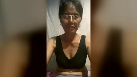 squirt0120 online show from July 15, 2026, 6:35 pm