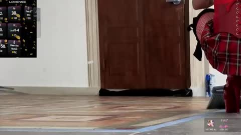 Submissive Slut LOVES adoration online show from May 24, 2026, 9:31 pm