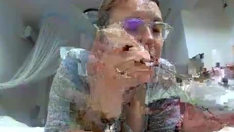 starlagurl online show from March 8, 2025, 11:58 am