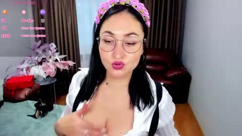 StefanaWinter online show from August 1, 2026, 9:52 am