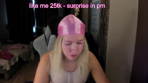 Snapshot of stefany_and_bettany chatting on June 11, 2026, 12:03 pm stefany_and_bettany online show from June 11, 2026, 12:03 pm