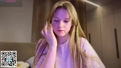 Snapshot of steffi_meoww chatting on May 14, 2026, 10:27 pm STEFI Streams every day from 10 PM GTM1 online show from May 14, 2026, 10:27 pm