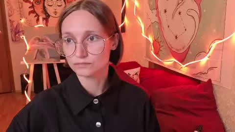 Snapshot of stella_polaris chatting on June 28, 2026, 8:04 pm Stella online show from June 28, 2026, 8:04 pm