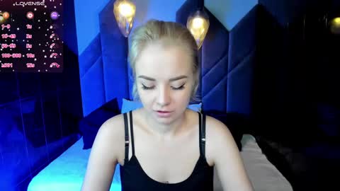 Stephanie Sea online show from February 25, 2025, 7:25 pm