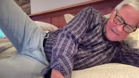 Steve online show from May 6, 2026, 11:32 pm