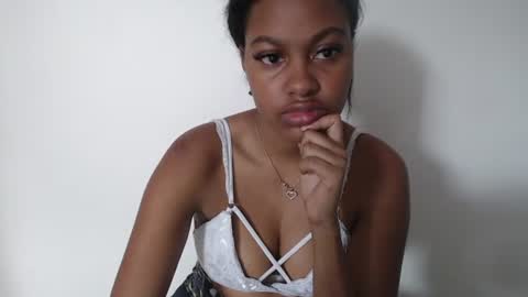Sweety Stormi  online show from June 23, 2026, 8:18 pm