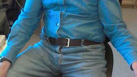 Snapshot of str8_dave chatting on July 6, 2026, 7:49 pm Dave online show from July 6, 2026, 7:49 pm