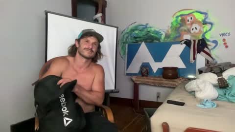 Cowboy Zuhly online show from June 10, 2026, 7:18 am