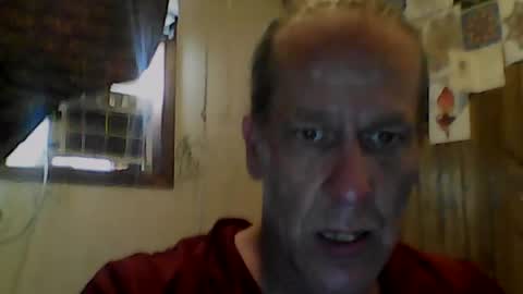straightmaletouse online show from June 14, 2026, 8:55 pm