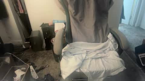 sub_boy221059 online show from November 2, 2025, 11:07 pm