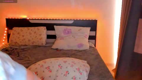 Snapshot of sugarsin_ chatting on August 8, 2026, 1:02 pm Lola online show from August 8, 2026, 1:02 pm