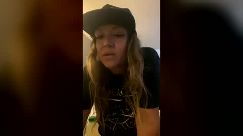 summerv91 online show from July 16, 2026, 3:45 am
