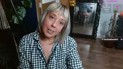 Sunni Knight online show from July 14, 2026, 2:38 am