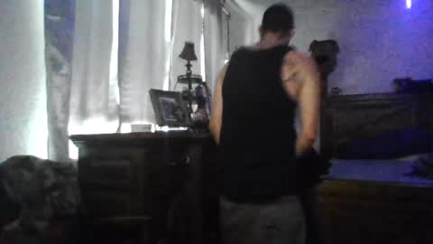 Snapshot of superd512 chatting on August 5, 2026, 7:49 pm Guero Cash online show from August 5, 2026, 7:49 pm