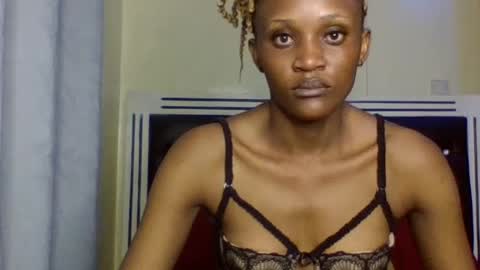 supersexxy_chyna online show from July 27, 2026, 2:40 am