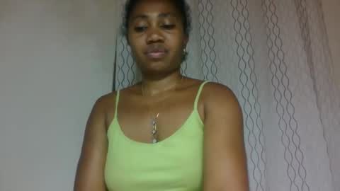 Snapshot of surbelle chatting on April 28, 2026, 12:53 am surbelle online show from April 28, 2026, 12:53 am
