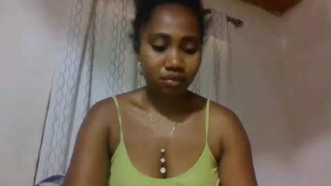 Snapshot of surbelle chatting on April 28, 2026, 6:40 am surbelle online show from April 28, 2026, 6:40 am