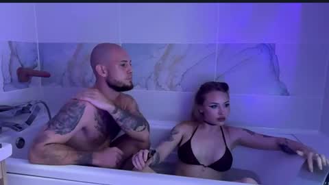 sweatslisa online show from July 11, 2026, 4:48 am