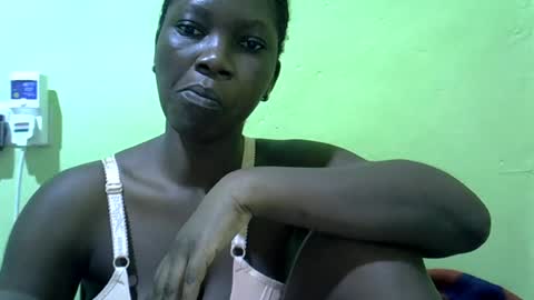 Snapshot of sweet_cherie1 chatting on June 29, 2026, 11:10 am sweet_cherie1 online show from June 29, 2026, 11:10 am