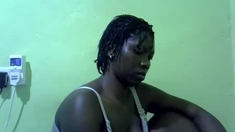 Snapshot of sweet_cherie1 chatting on July 11, 2026, 6:43 pm sweet_cherie1 online show from July 11, 2026, 6:43 pm