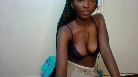 Sweet KCandy online show from May 26, 2026, 2:46 pm