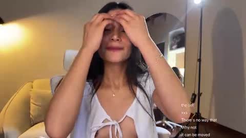 Snapshot of sweet_littleee chatting on July 23, 2026, 1:58 am free private online show from July 23, 2026, 1:58 am