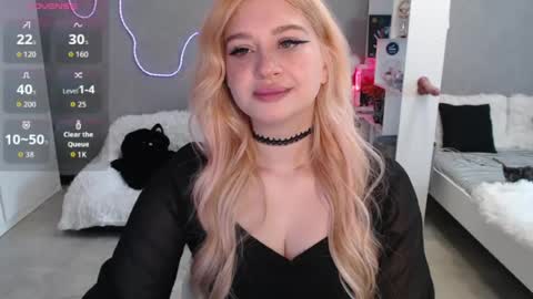 sweet_nicole_333 online show from July 31, 2026, 9:52 am