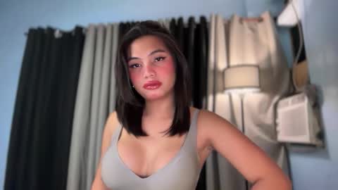 SCARLLET online show from May 14, 2026, 3:52 pm