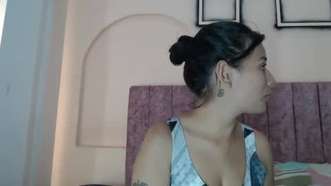 sweet_sofi20 online show from July 3, 2026, 2:56 pm