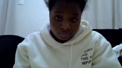 sweet_veebouset online show from July 13, 2026, 7:27 pm
