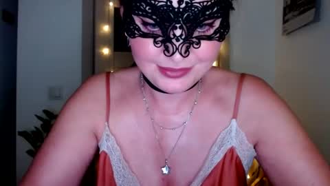 Diana online show from June 12, 2026, 11:57 pm