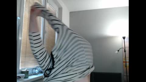 Sweetboobs85h online show from May 28, 2026, 6:54 am