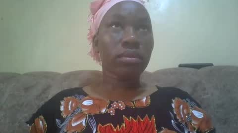 sweetdiva2012 online show from June 12, 2026, 7:07 am