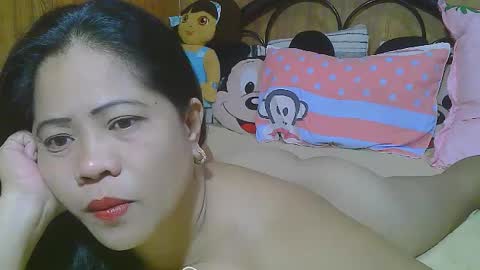 sweeteyes69xx online show from June 19, 2026, 12:31 pm