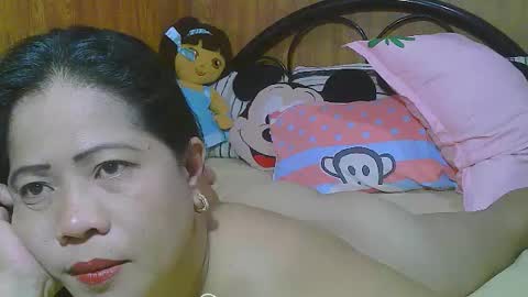 sweeteyes69xx online show from June 21, 2026, 9:23 am