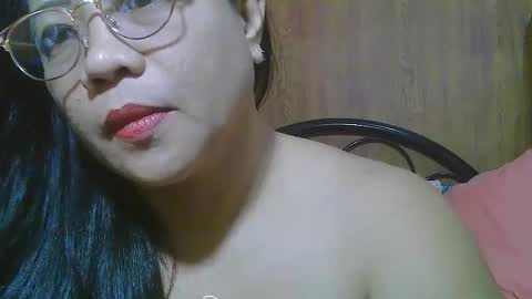 sweeteyes69xx online show from July 11, 2026, 3:42 am