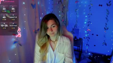sweetfoyou online show from May 18, 2026, 5:24 am